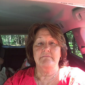 Meet your Posher, Debra